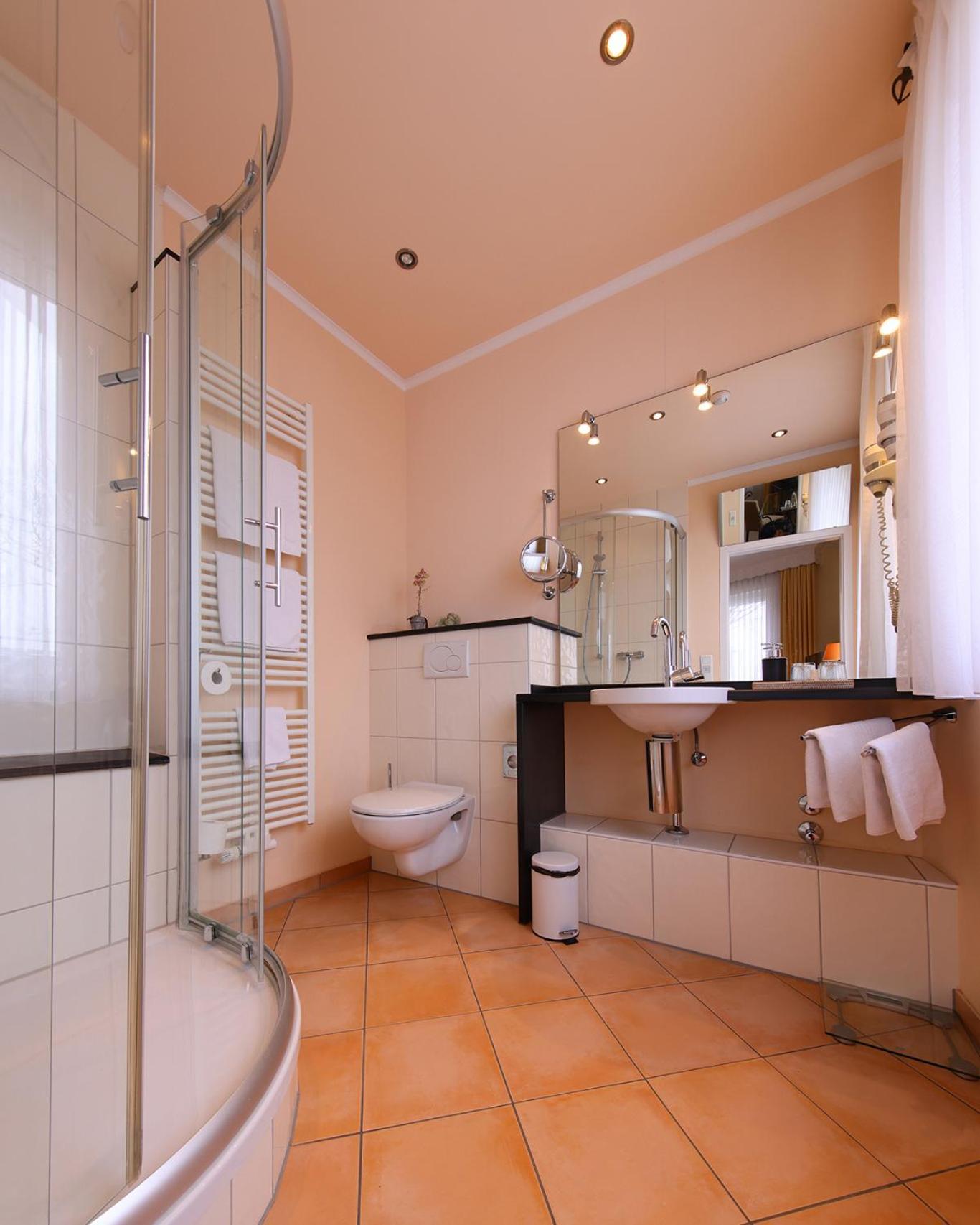 Standard Double Room,1749442370:JPEG